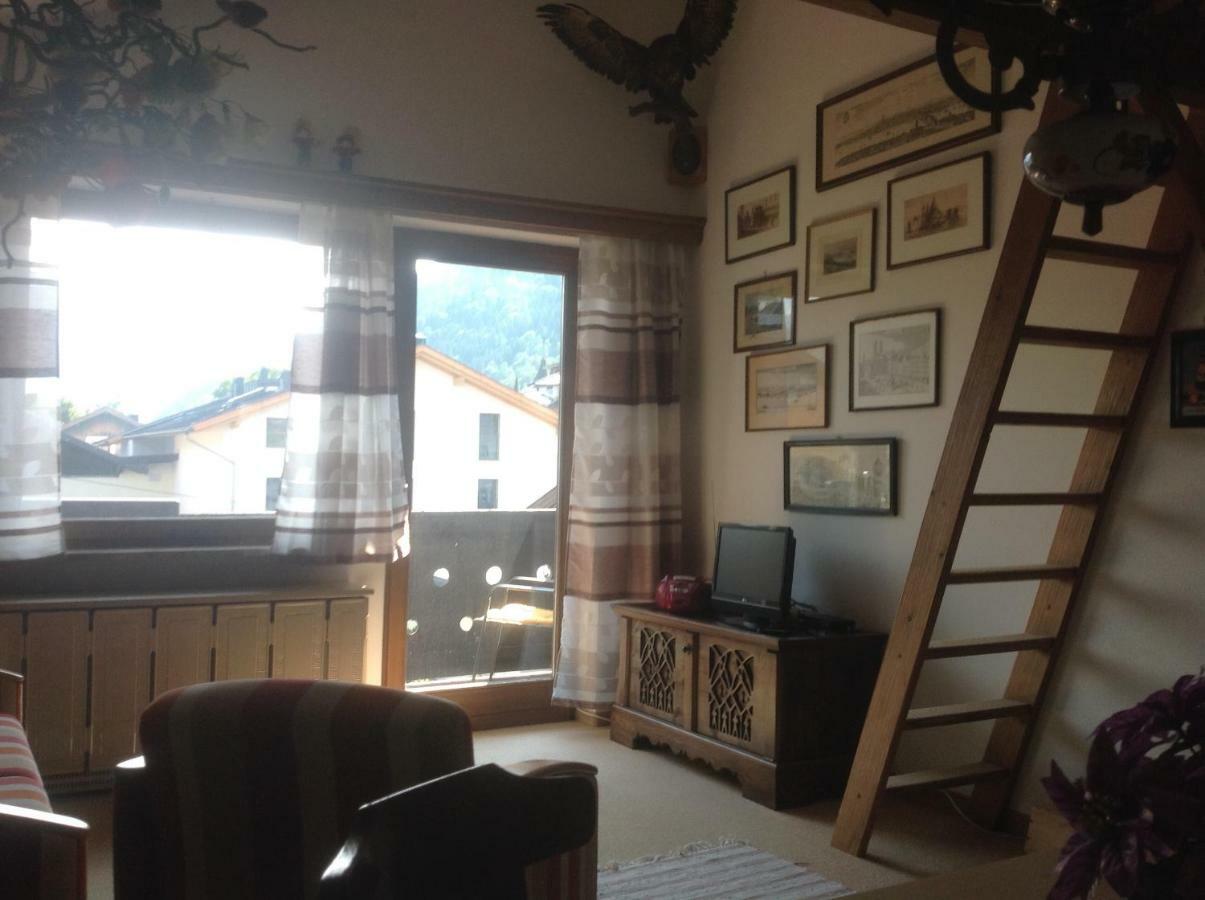 Zell Am